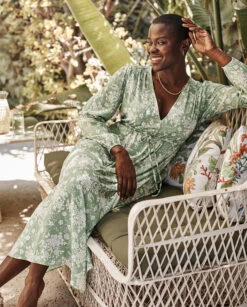 The Cinched Waist Caftan Dress - Vintage Floral In Ivy