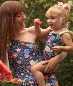 The Girls' Tie Oasis One-Piece - Strawberry Fields In Deep Sea -Cheap Sunset Bikini Store 2 ModelBack c6b89b34 b973 4cde ae91 e35ab011cd13