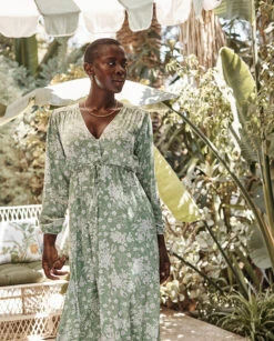 The Cinched Waist Caftan Dress - Vintage Floral In Ivy -Cheap Sunset Bikini Store 3 ModelFullBody 3761f450 c505 4e75 9760 ee1a218ce0d3