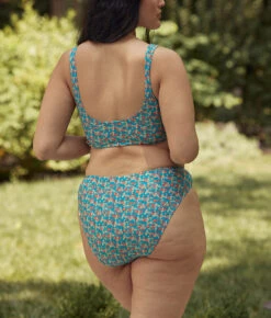 The High Leg Mid Rise Bikini Bottom - Terrace Floral -Cheap Sunset Bikini Store 5 ModelFullBody 0fbf4d8d 3ceb 430d 986d c2866b70208d