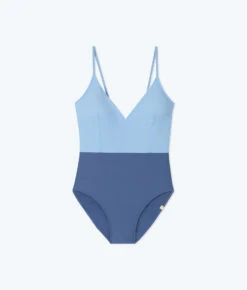 The Wave - Sky & Blue Mountain 9 The Wave - Sky & Blue Mountain -Cheap Sunset Bikini Store FlatLay 09551c7d fc94 4b03 9670 edc639efc294